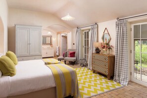 8 Schlafzimmer, Bügeleisen/Bügelbrett, WLAN, Bettwäsche