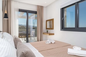 3 chambres, fer et planche à repasser, lit parapluie, Wi-Fi gratuit