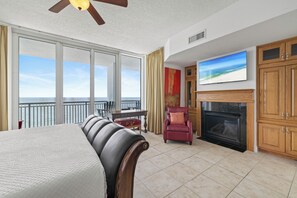 4 slaapkamers, een strijkplank/strijkijzer, gratis wifi, beddengoed