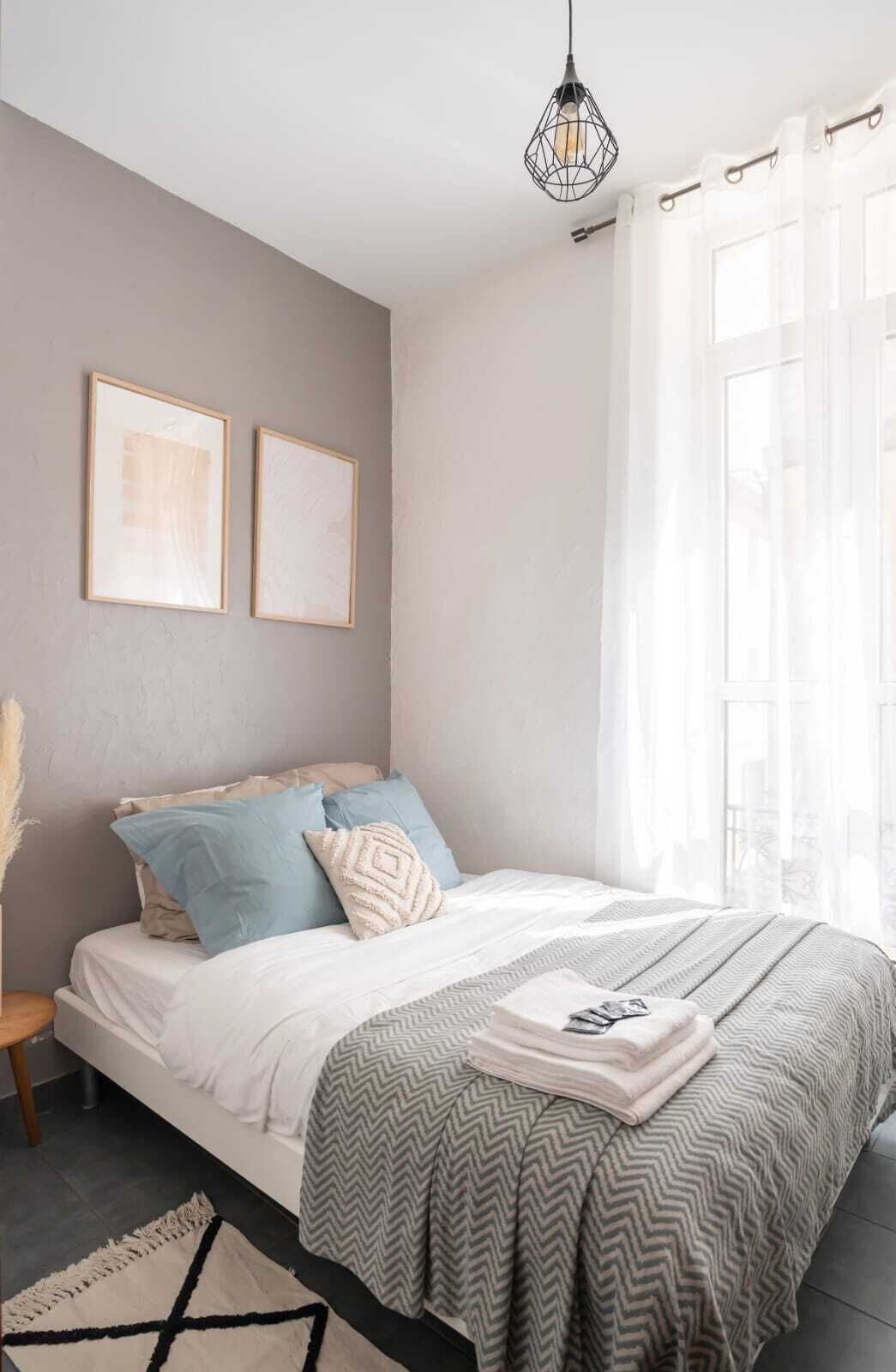 2 slaapkamers, reisbedje, wifi, beddengoed