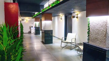 Couples treatment rooms, Turkish bath