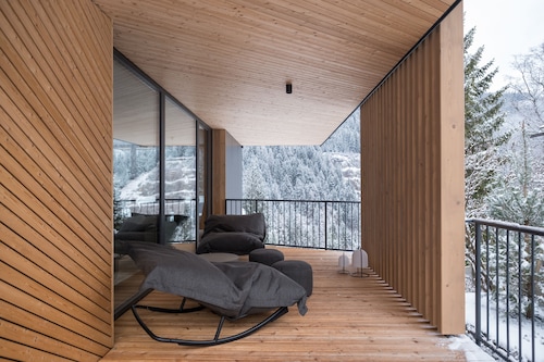 Lovely 4-bedroom chalet near ski-lift, with sauna in Bad Kleinikirchheim