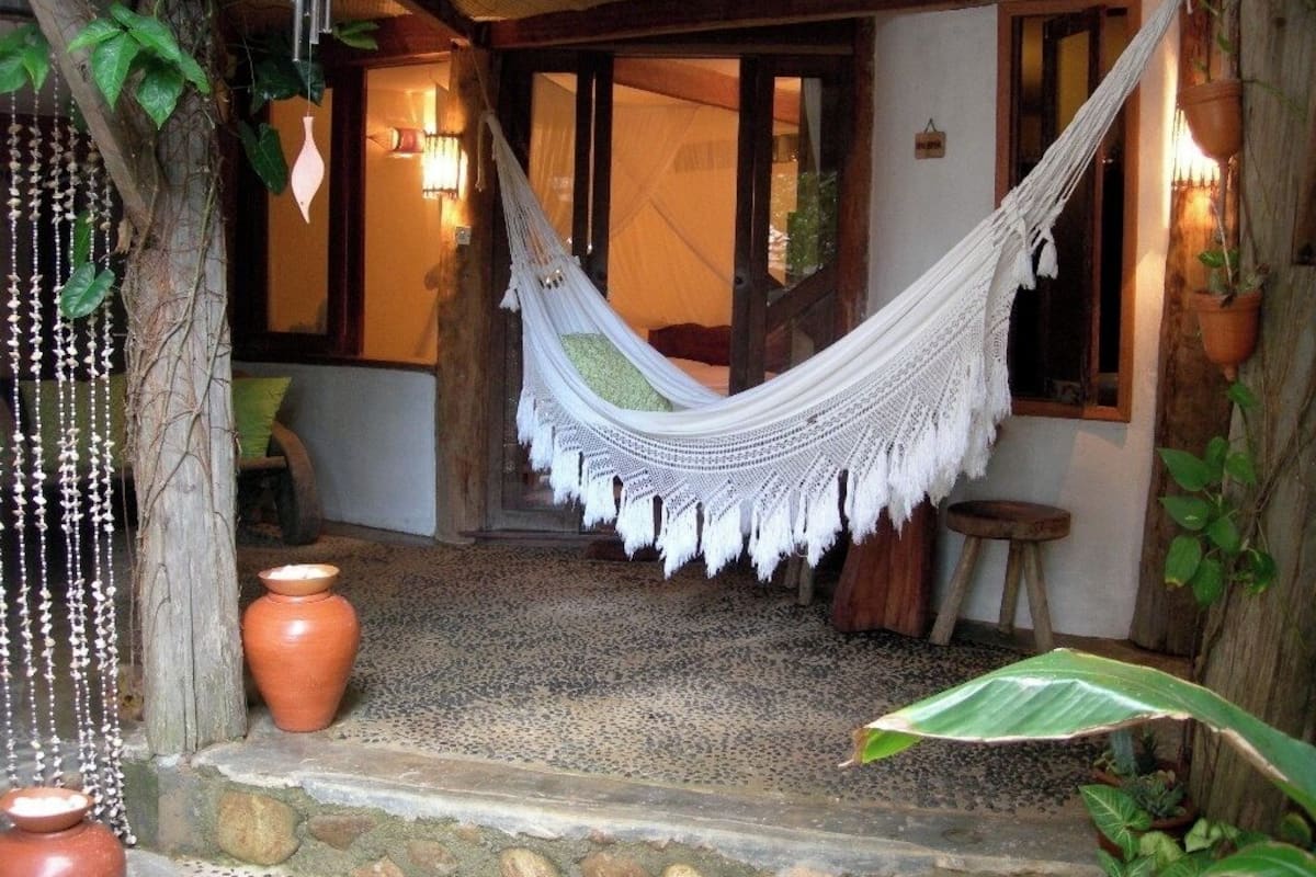 Individually decorated, individually furnished, free WiFi