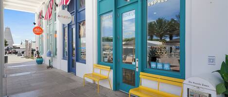 WALK TO OVER 40 SHOPS AND RESTAURANTS STEPS FROM DOOR