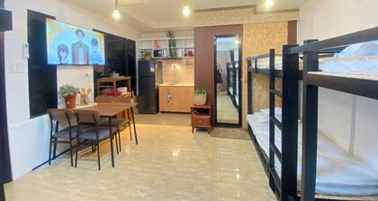 Summers Cozy studio in delightful Digos City with AC