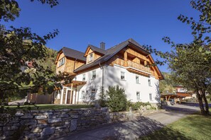 Apartment | Exterior