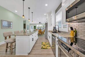 Microwave, dishwasher