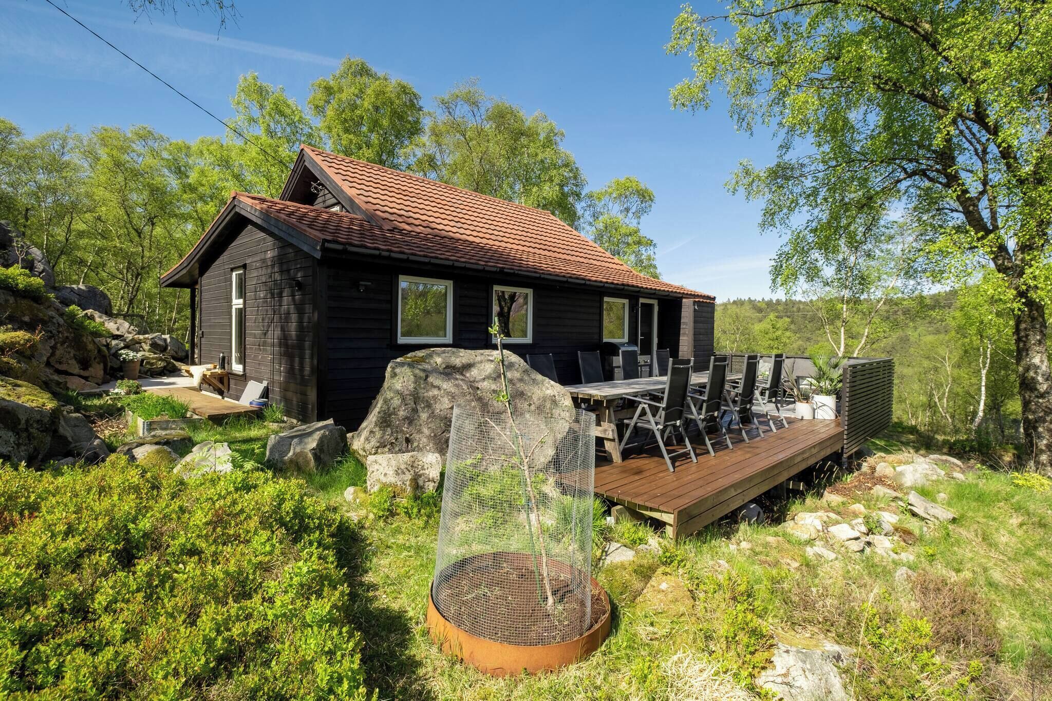 Cabin, 3 Bedrooms, Balcony, Garden View | Outdoor dining