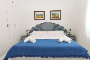 4 quartos, ferros/tábuas de passar roupa, Wi-Fi, roupa de cama