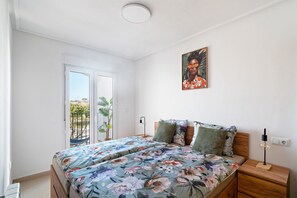 2 makuuhuonetta, silitysrauta/-lauta, ilmainen Wi-Fi, vuodevaatteet