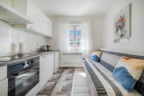 Familieleilighet, 1 soverom, mikrobølgeovn (Rooftop Terrace Apartment) | Eget kjøkken