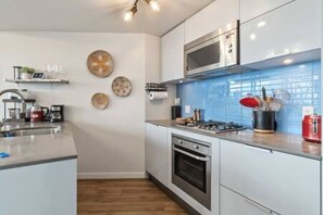 Microwave, oven, stovetop, dishwasher