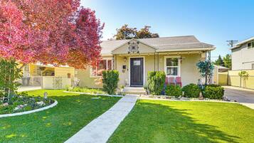 House (2 Bedrooms) | Front of property