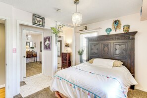 House (2 Bedrooms) | Interior - 1 Mi to Byu: Provo Home w/ Fenced Yard! (Provo)