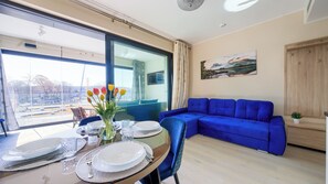 Apartment (216B) | Living area