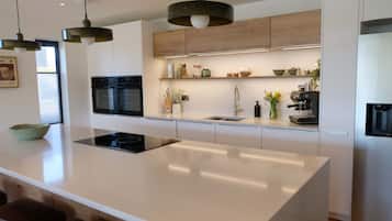 5 habitaciones y acceso a internet