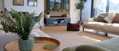 House | 5 bedrooms, Internet