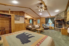 House (1 Bedroom) | Interior