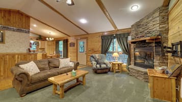 House (1 Bedroom) | Interior