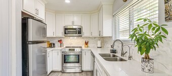 6 Mi to Clear Lake: Family Home w/ Patio & Yard