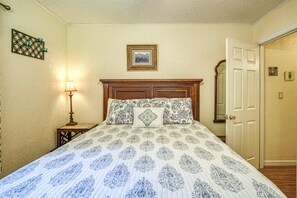 3 bedrooms, WiFi, bed sheets - 05234 - 34 South Pego Way (Hot Springs)