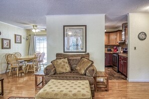 TV - 05234 - 34 South Pego Way (Hot Springs)