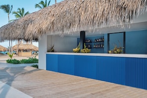Poolside bar