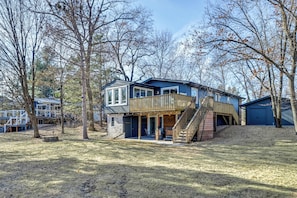 House (5 Bedrooms) | Interior - Boat Dock, Hot Tub & Deck: Lakefront Nekoosa Home! (Nekoosa)