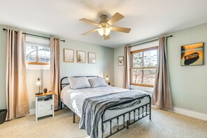 House (5 Bedrooms) | Interior - Boat Dock, Hot Tub & Deck: Lakefront Nekoosa Home! (Nekoosa)