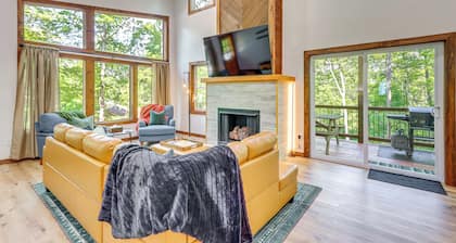 4 Mi to Dtwn Ellijay: Cabin w/ Pool & River Access