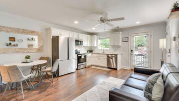 Apartment (1 Bedroom) | Interior