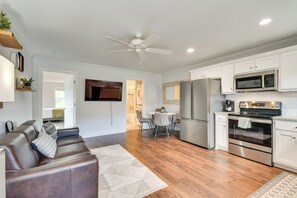 Apartment (1 Bedroom) | Interior