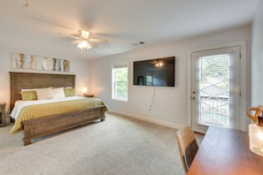 Apartment (1 Bedroom) | Interior - Walk to Shops & Dining: Downtown Condo in Helen (Helen)