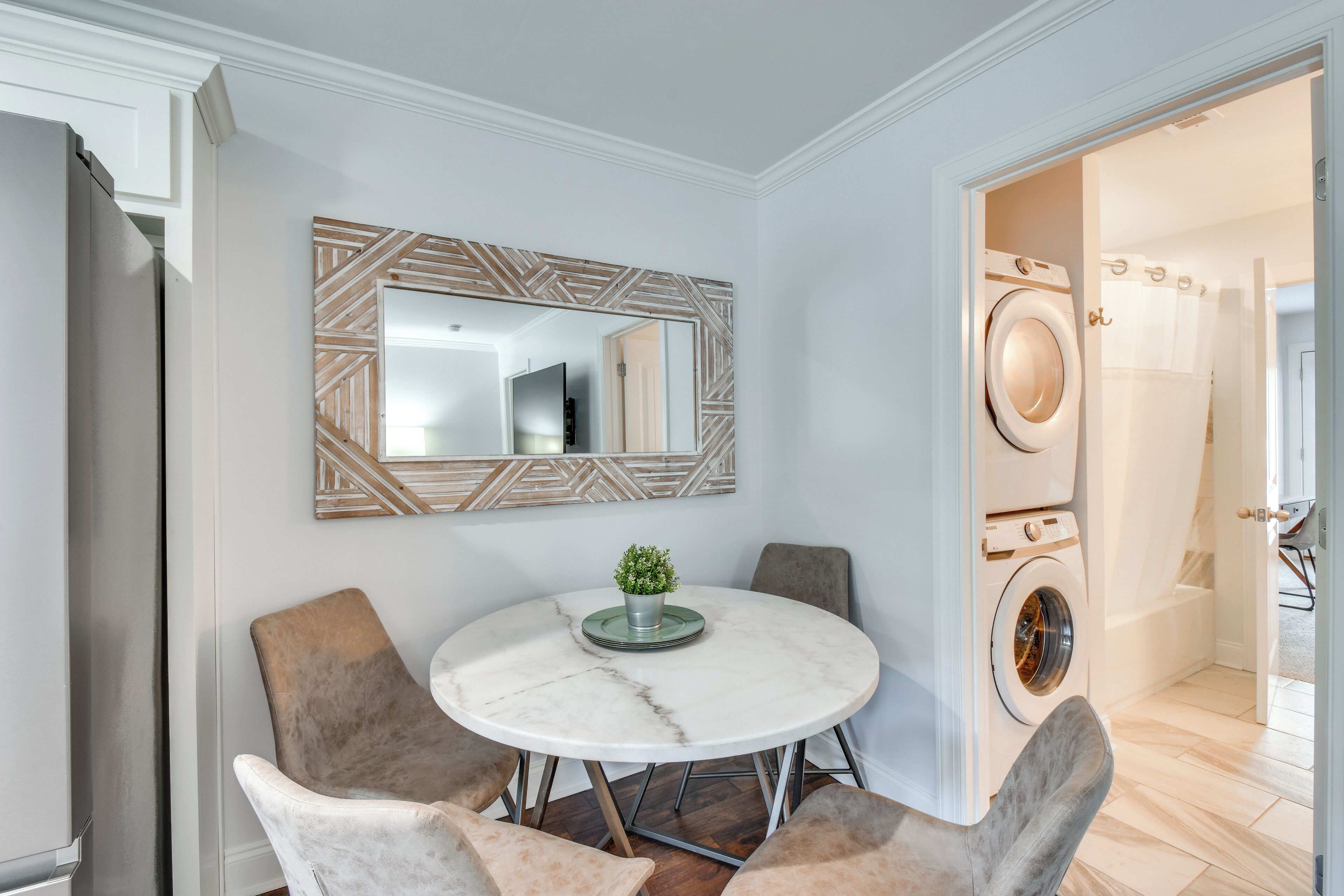 Apartment (1 Bedroom) | Interior