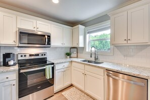 Apartment (1 Bedroom) | Interior