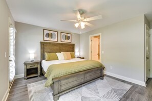 Apartment (1 Bedroom) | Interior