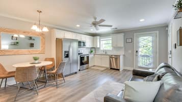 Apartment (1 Bedroom) | Interior