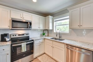 Apartment (1 Bedroom) | Interior