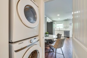 Apartment (1 Bedroom) | Interior