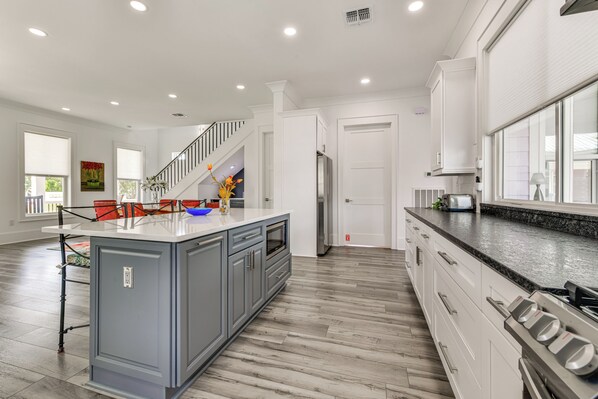 House (3 Bedrooms) | Interior - Walk to Pass Christian Beach: Stunning Family Home (Pass Christian)