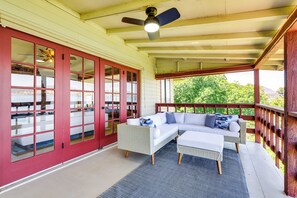 Cottage (2 Bedrooms) | Interior