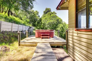 Cottage (2 Bedrooms) | Interior