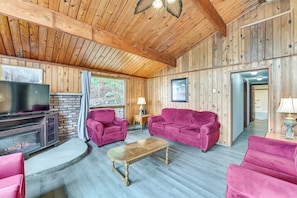 House (3 Bedrooms) | Interior - Lake-view Cabin w/ Furnished Deck in Hadley! (Hadley)
