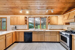 Casa (3 Bedrooms) | Interior