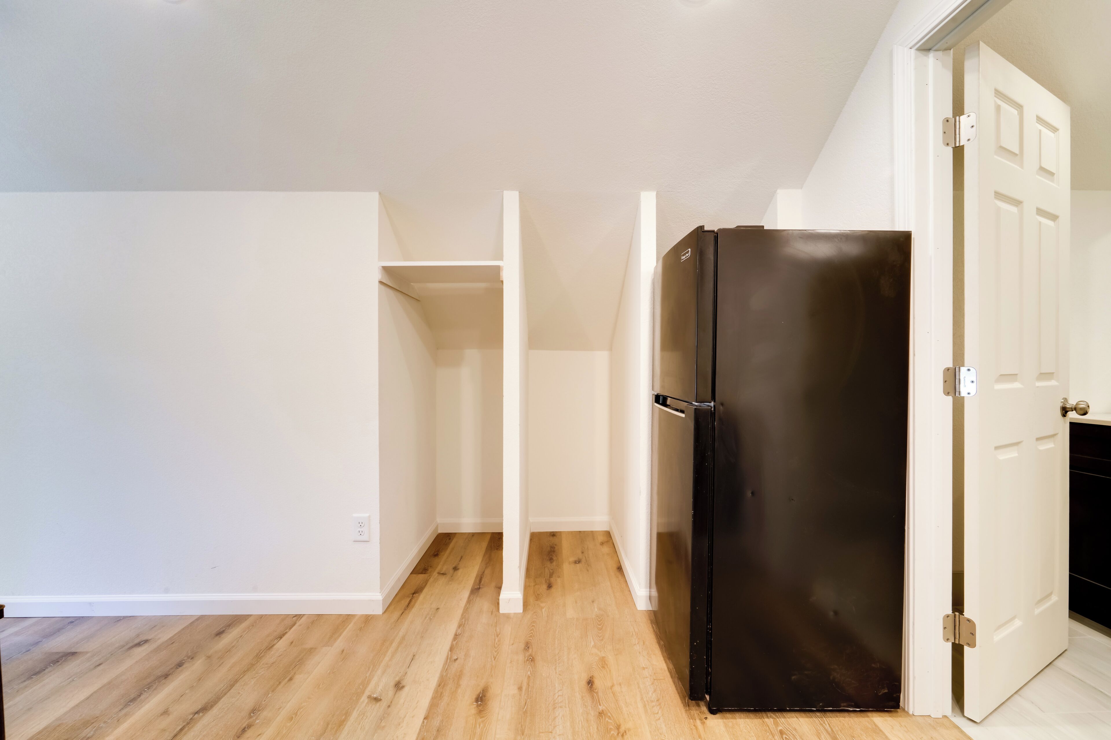 Apartment (0 Bedroom) | Interior