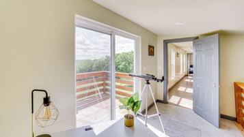 ู
ูุฒู (3 Bedrooms) | ุงูู
ูุดุฃุฉ ู
ู ุงูุฏุงุฎู