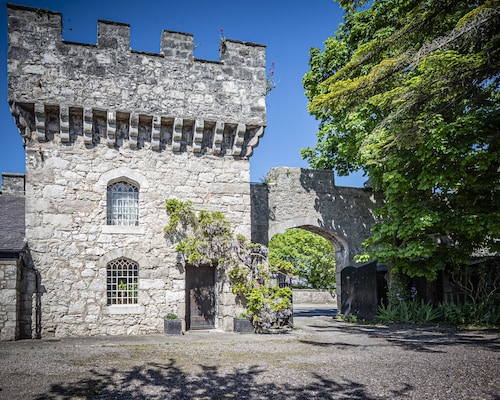 Hen Wrych Hall Tower