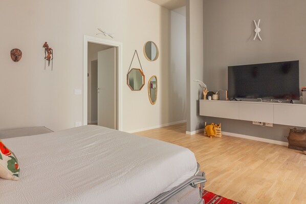 1 chambre, fer et planche à repasser, Wi-Fi gratuit, draps fournis