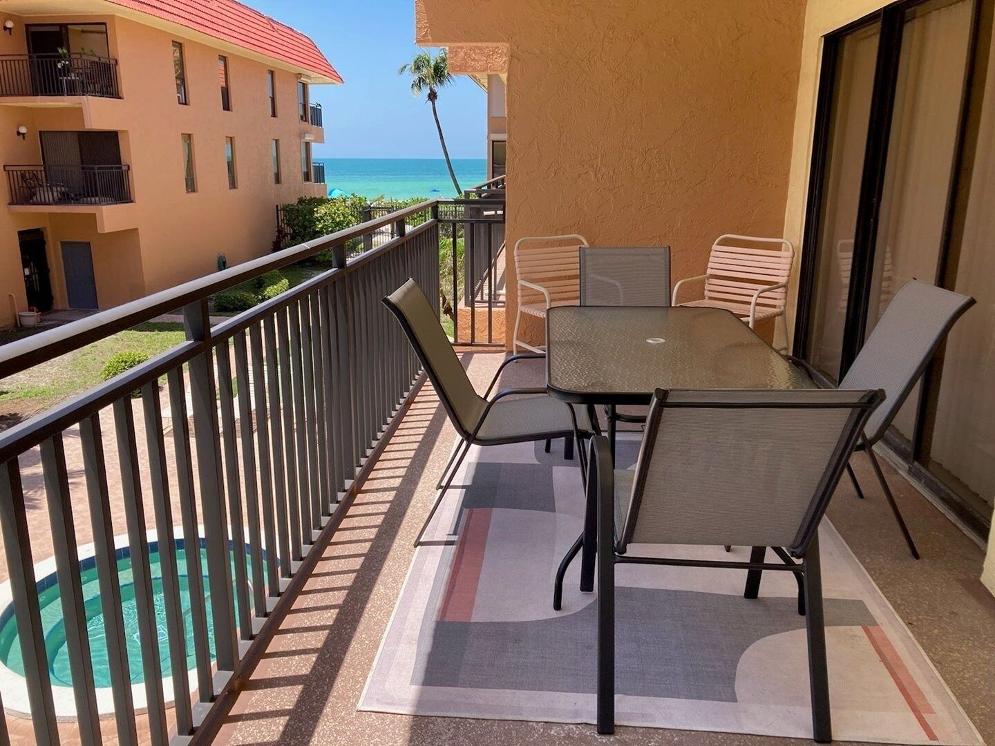 Condo, 2 Bedrooms | Outdoor dining