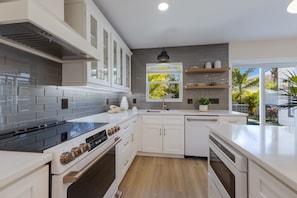 ハウス 2 ベッドルーム | 専用キッチン | 冷蔵庫、コーヒー / ティーメーカー、トースター